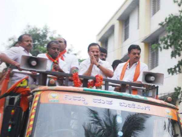 మాజీ డీసీఎంకు రైట్ హ్యాండ్