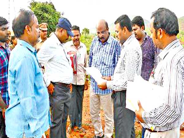  కలెక్టర్ విచారణ...కబ్జాలు నిజమేనని నిర్థారణ...