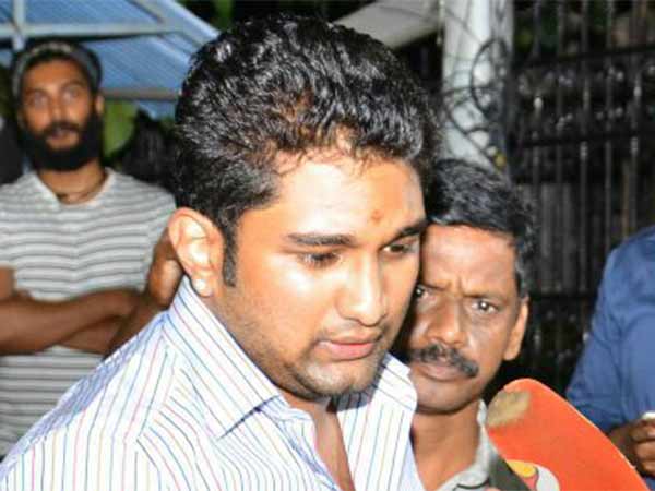 సొంత తమ్ముడు