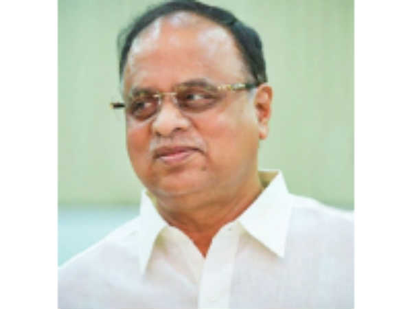 వైసీపీ అభ్యర్థి ఒకరు గెలుస్తారు