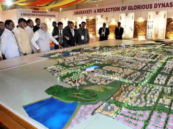 అమరావతి డిజైన్లకే మూడేళ్లు పట్టింది