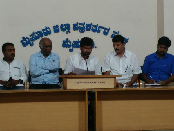 సీఎంకు కన్నడిగుల దెబ్బ