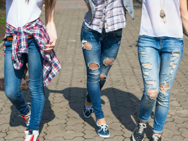 జీన్స్, టీ షర్టులు