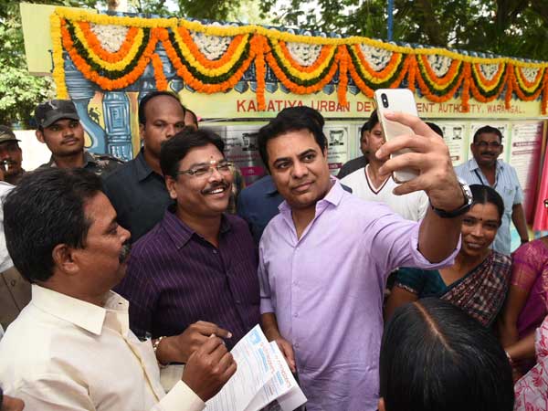  బయ్యారం ఉక్కు ఫ్యాక్టరీ ఆగదు