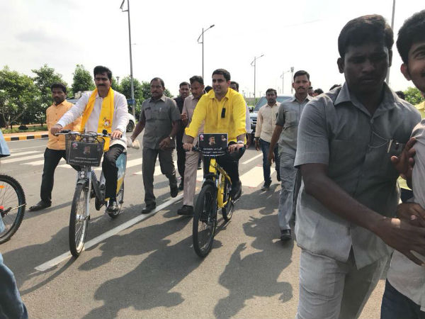 పచ్చ చొక్కాపై చర్చ