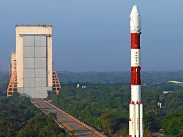 భారత్ చుట్టూ 1500కి.మీ: