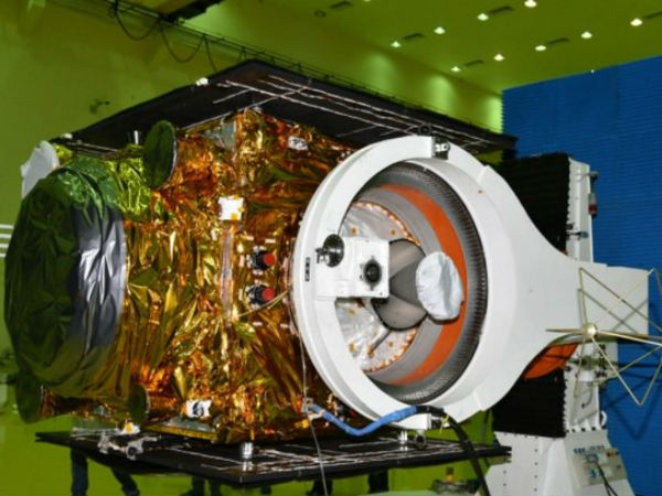 రెండు రకాల సేవలు: