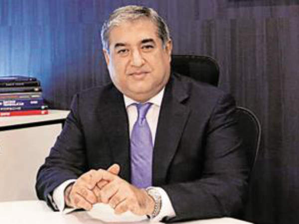 దీపక్ కొచ్చర్‌కు స్వయాన సోదరుడే రాజీవ్ కొచ్చర్