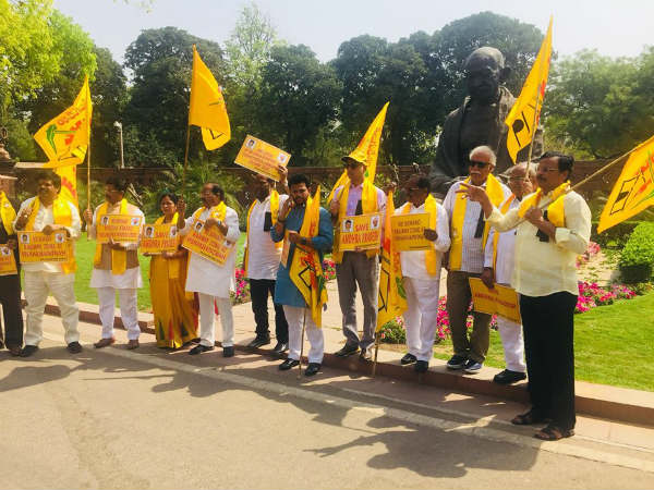 న్యాయం జరిగేదాకా పోరాటం