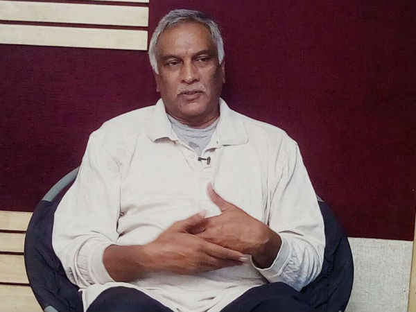 వారినీ తిట్టానుగా..