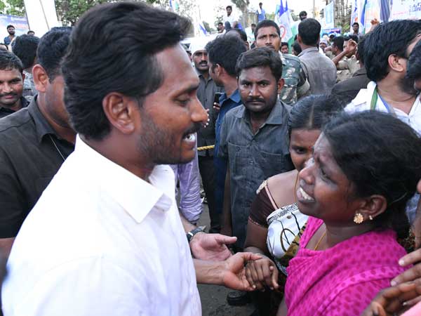 ముడుపుల లెక్క చంద్రబాబు నిర్ణయిస్తారు