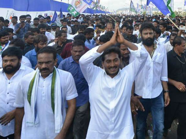 పోటెత్తిన జనం