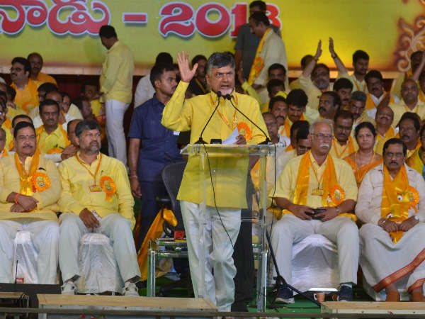 పవన్‌ను బీజేపీ వాడుకుంటోంది..