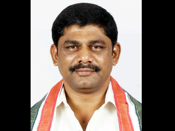 కాంగ్రెస్ త్యాగం