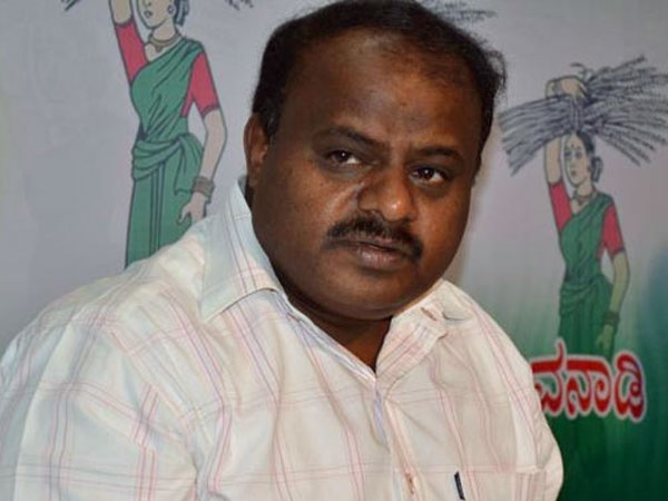 ఇండిపెండెంట్ల మద్దతు