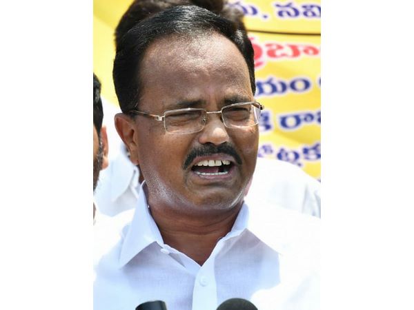 చంద్రబాబుపై తీవ్ర వ్యాఖ్యలు