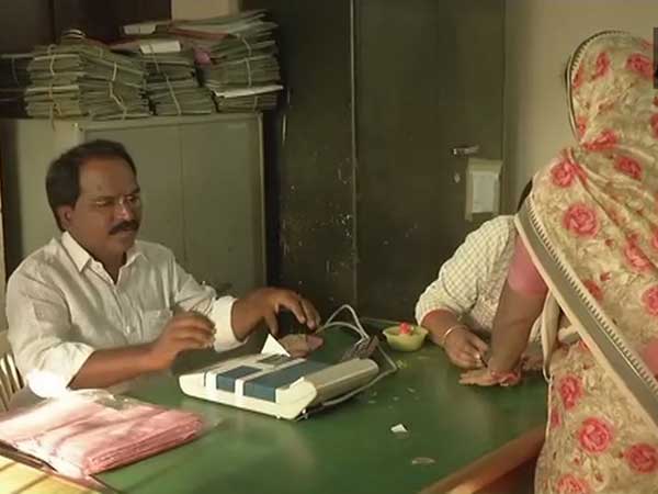 మే 17 ప్రమాణస్వీకారం