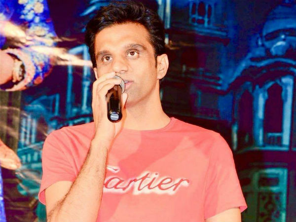 నో సినిమా బ్యాక్ గ్రౌండ్...కీ బోర్డ్ ప్లేయర్ గా