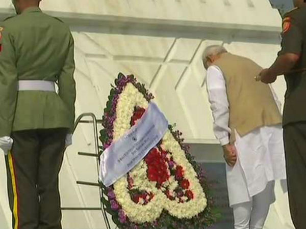 Modi in Indonesia: Modi meets Joko Widodo at Merdeka Palace in Jakarta Modi in Indonesia: Modi meets Joko Widodo at Merdeka Palace in Jakarta