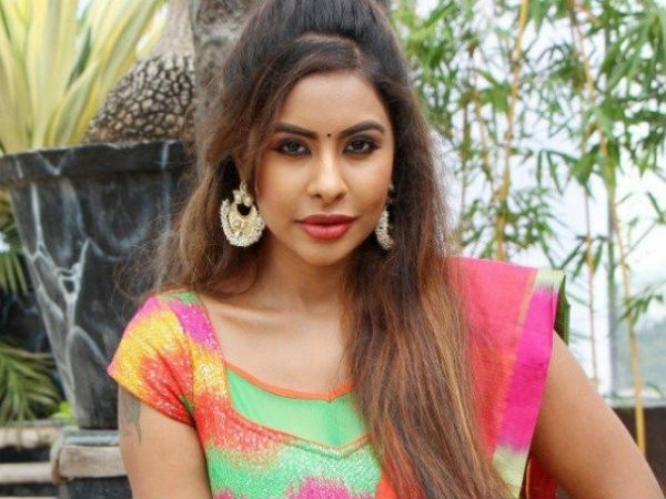 అక్కడే సందిగ్ధత అక్కడే సందిగ్ధత