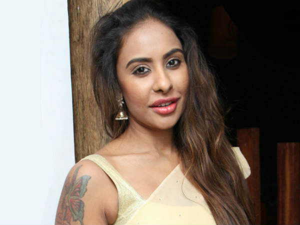 ఆ పిల్లో అన్ని రాష్ట్రాల డీజీపీలు, కేంద్ర ప్రభుత్వాన్ని ఆ పిల్లో అన్ని రాష్ట్రాల డీజీపీలు, కేంద్ర ప్రభుత్వాన్ని