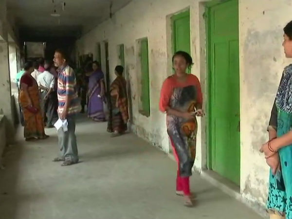 bypolls started in 4 Lok Sabha, 10 assembly seats today bypolls started in 4 Lok Sabha, 10 assembly seats today