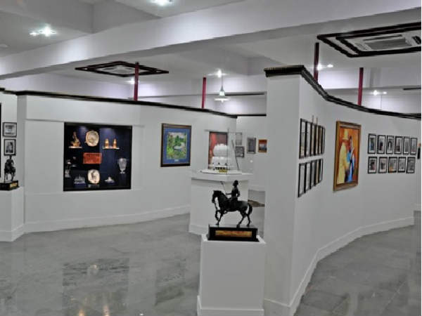 అధికారులకు...వివరణ అధికారులకు...వివరణ