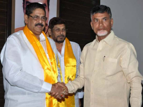 నెల్లూరులో బ‌ల‌మైన నేత‌గా ముద్ర‌ప‌డ్డ ఆనం ను కాపాడుకోలేక పోయిన చంద్ర‌బాబు.