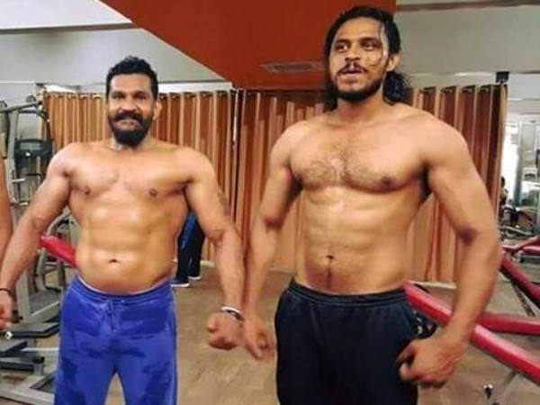 హెలికాప్టర్ లో విలన్లు