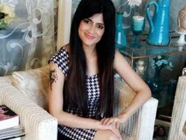 ట్రాన్సుఫర్ చేసుకొని, భర్తకు పరిచయం చేపించి ట్రాన్సుఫర్ చేసుకొని, భర్తకు పరిచయం చేపించి