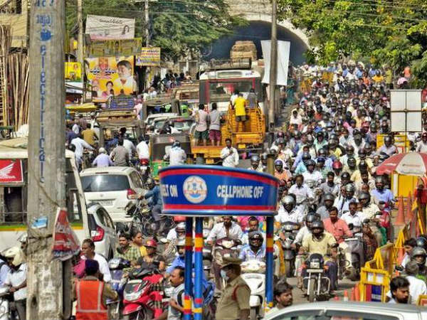 విజయవాడలో...అడుగడుగునా ఆంక్షలు