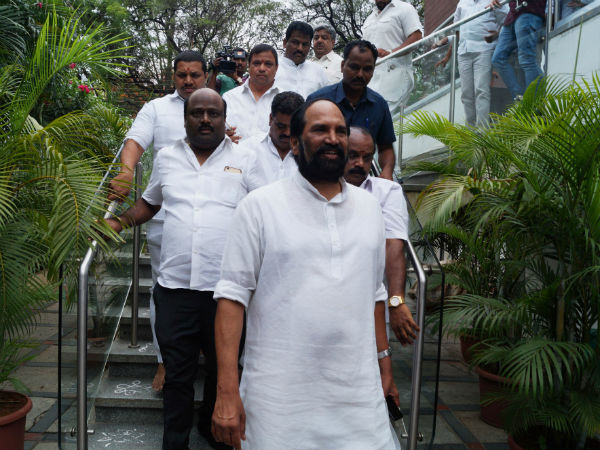 దానం ఇంటికి ఉత్తమ్