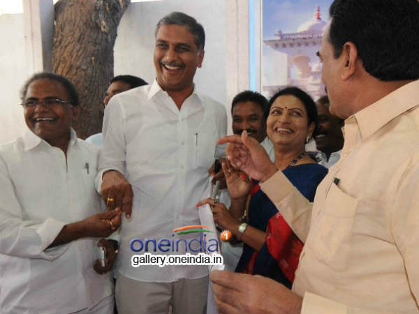 హరీశ్ ఎప్పుడో కాంగ్రెస్‌లోకి