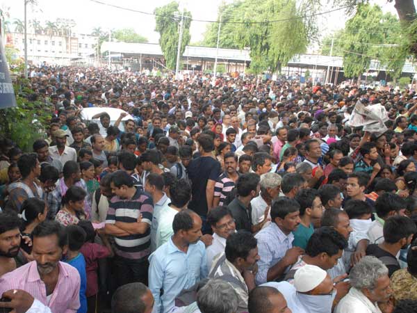 బ‌త్తిన సోద‌రుల ఉచిత చేప‌మందు .. ఈ సారి ఖ‌రీదైన చేప‌మందుగా మారింది