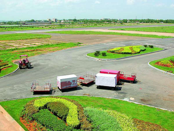 రైతుల స్పందన కోసం...నిరీక్షణ