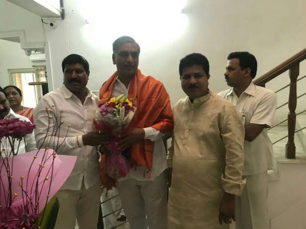 KTR wishes on Minister Harish Rao Birthday: Attracted Sand Art at Puri