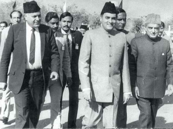 1987లో పొత్తు పెట్టుకున్న కాంగ్రెస్ నేషనల్ కాన్ఫరెన్స్ పార్టీలు