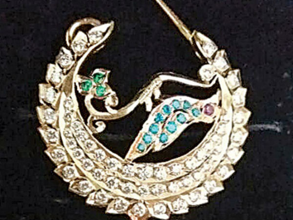 KCR to visit Vijayawada today to present gold nose stud to Goddess Kanaka Durga