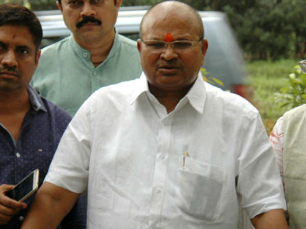 చంద్రబాబు పన్నాగం...కారణాలు ఇవే! చంద్రబాబు పన్నాగం...కారణాలు ఇవే!
