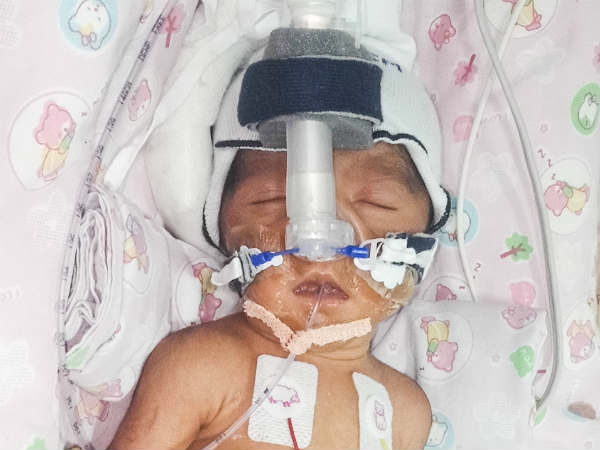 Drivers premature baby girl waits for treatment in NICU Drivers premature baby girl waits for treatment in NICU