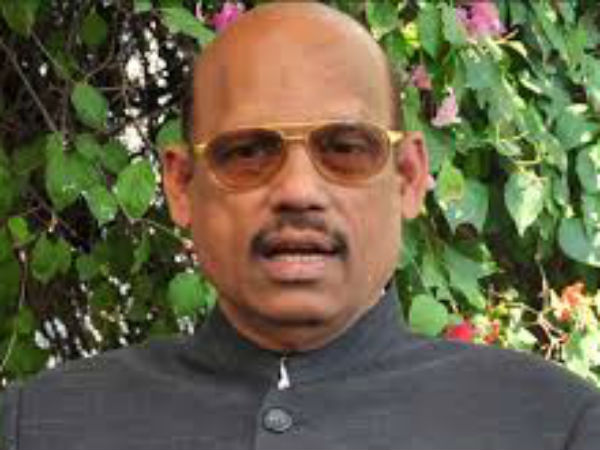 అమ్మాయిలు...భారం కాదు