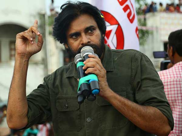 పోరాట యాత్రలో పేలుతున్న మాటలు