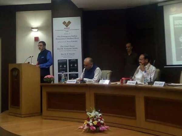 ప్రజాస్వామ్యబద్దంగా తీర్పు ఇచ్చారు ప్రజాస్వామ్యబద్దంగా తీర్పు ఇచ్చారు