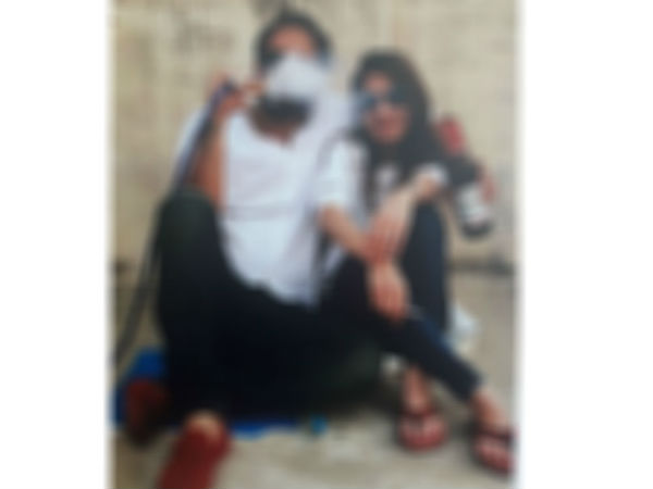 నా బాయ్ఫ్రెండ్తో సన్నిహితంగా ఉన్న ఫోటోలతో బ్లాక్మెయిల్ నా బాయ్ఫ్రెండ్తో సన్నిహితంగా ఉన్న ఫోటోలతో బ్లాక్మెయిల్