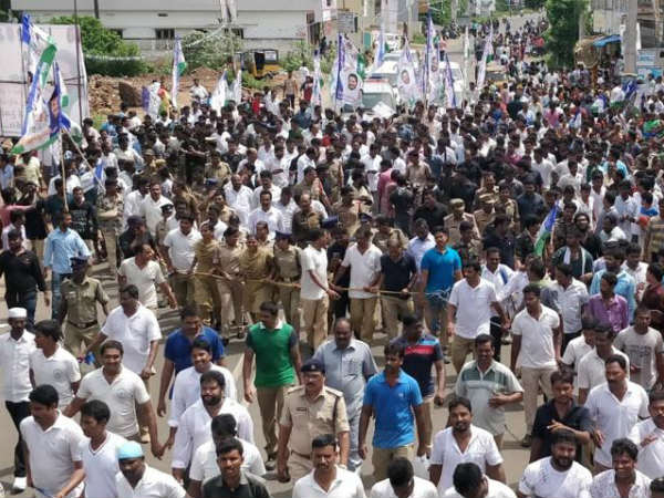 అంచనాలు...తలకిందులు