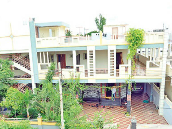 ఈ కానిస్టేబుల్...స్టైలే వేరు