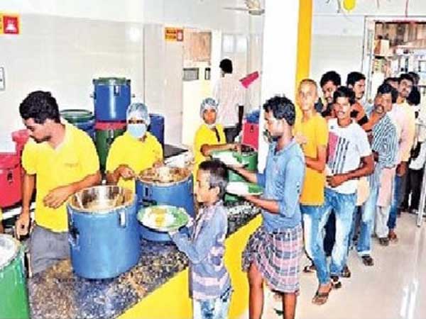 ఆసక్తికర దృశ్యం...పిల్లాడికి వార్నింగ్