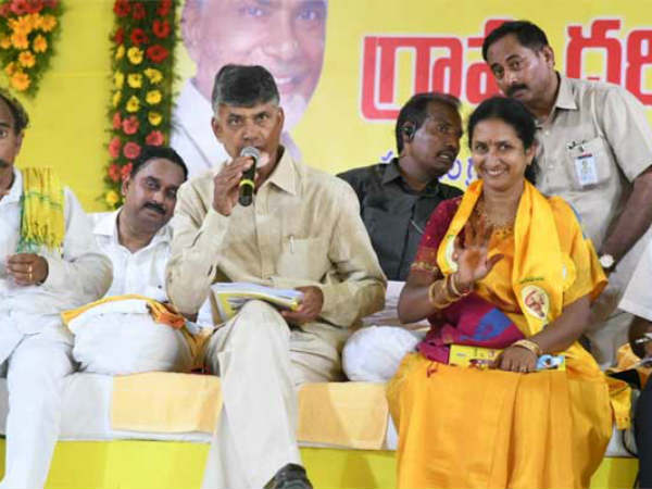 ఎన్టీఆర్ ను తప్పిస్తే...పోరాటం ఎన్టీఆర్ ను తప్పిస్తే...పోరాటం