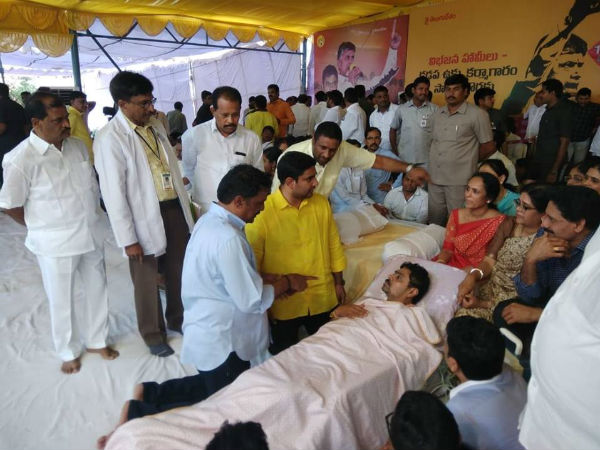 చంద్రబాబు వేగాన్ని అందుకోలేకపోతున్నా
