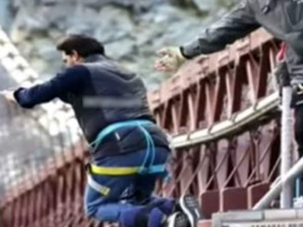 కవెరో బ్రిడ్జి పైనుంచి బంగీజంప్ కవెరో బ్రిడ్జి పైనుంచి బంగీజంప్